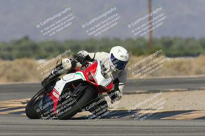 media/Oct-13-2025-Moto Forza (Mon) [[a66d839500]]/2-A Group/Session 3 (Turn 16)/